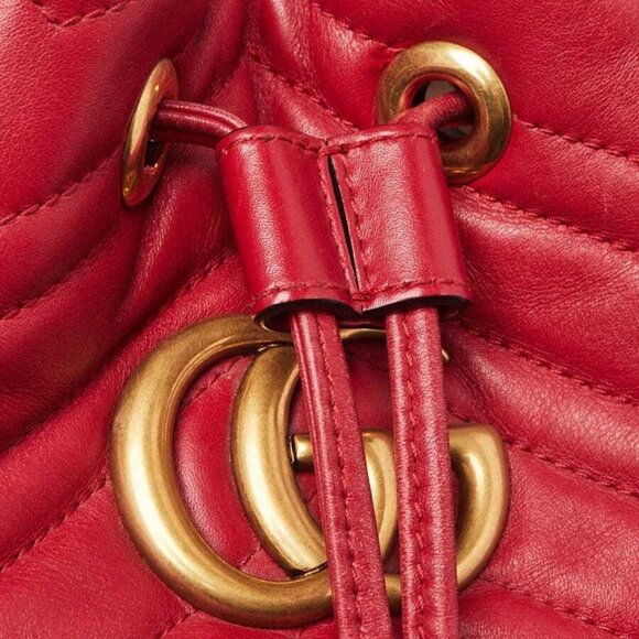 Gucci Red Chevron Quilted Leather Marmont Bucket Bag - Picture 7 of 12
